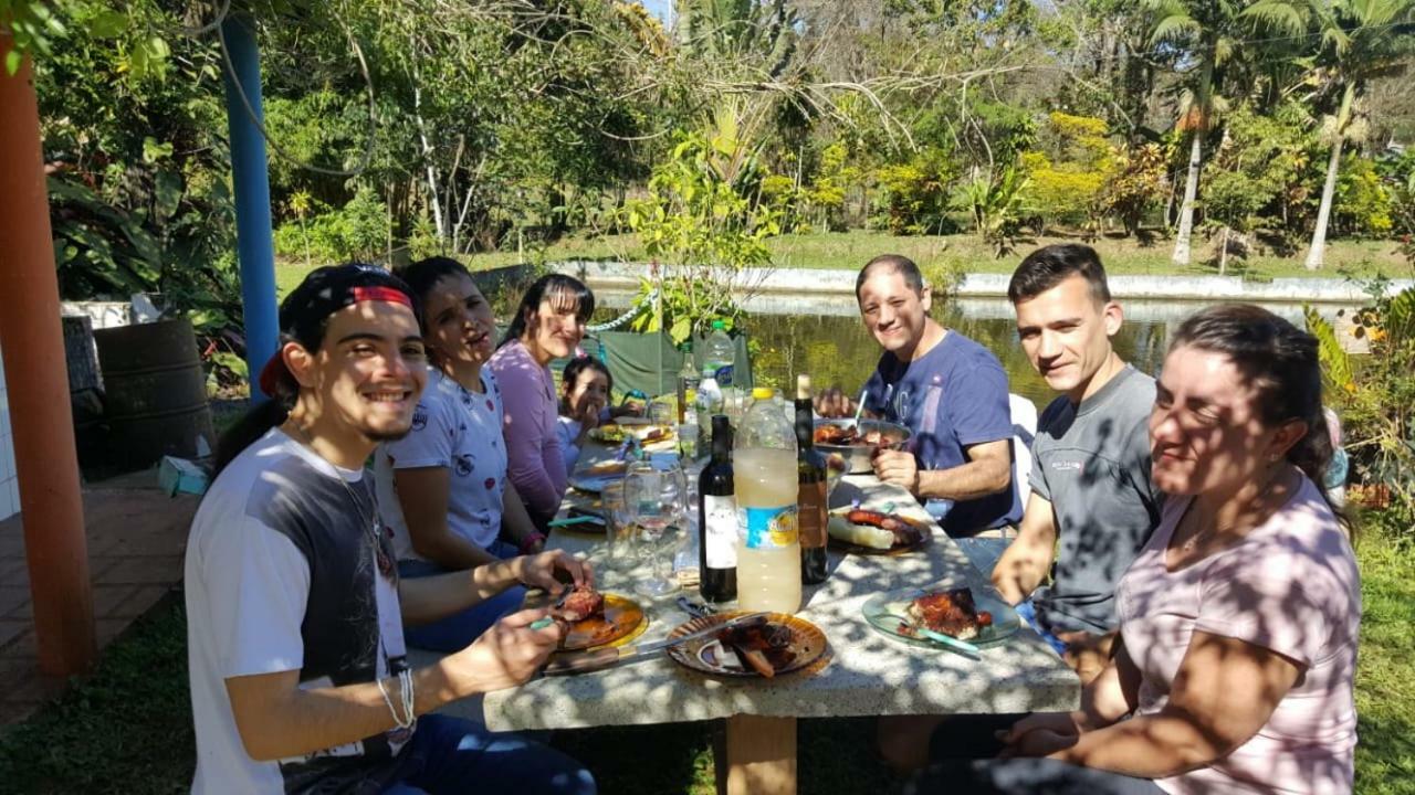 Hotel Los Amigos Puerto Iguazú Zewnętrze zdjęcie